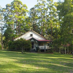 Telegraph Retreat Cottages - Accommodation Nelson Bay